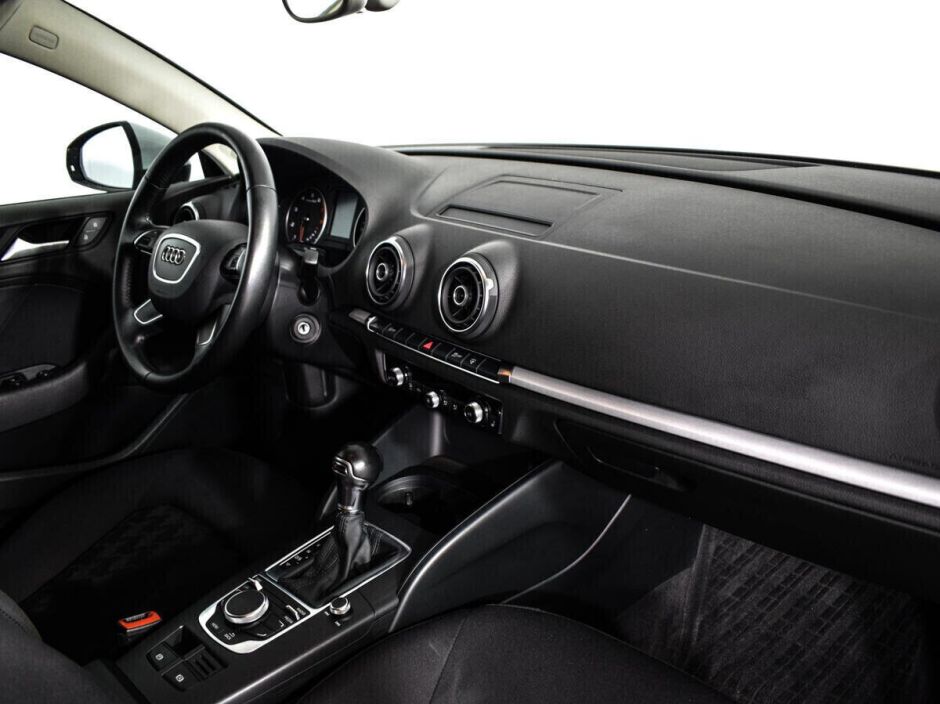 Audi A3, 1.4 л, Робот, 2014 фото 9