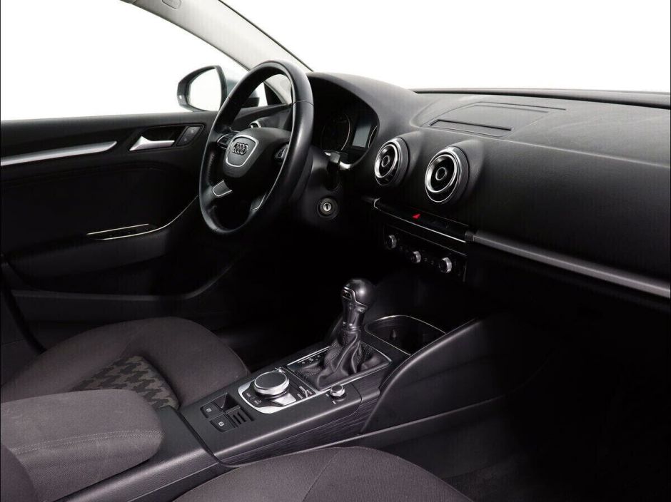 Audi A3, 1.4 л, Робот, 2015 фото 2