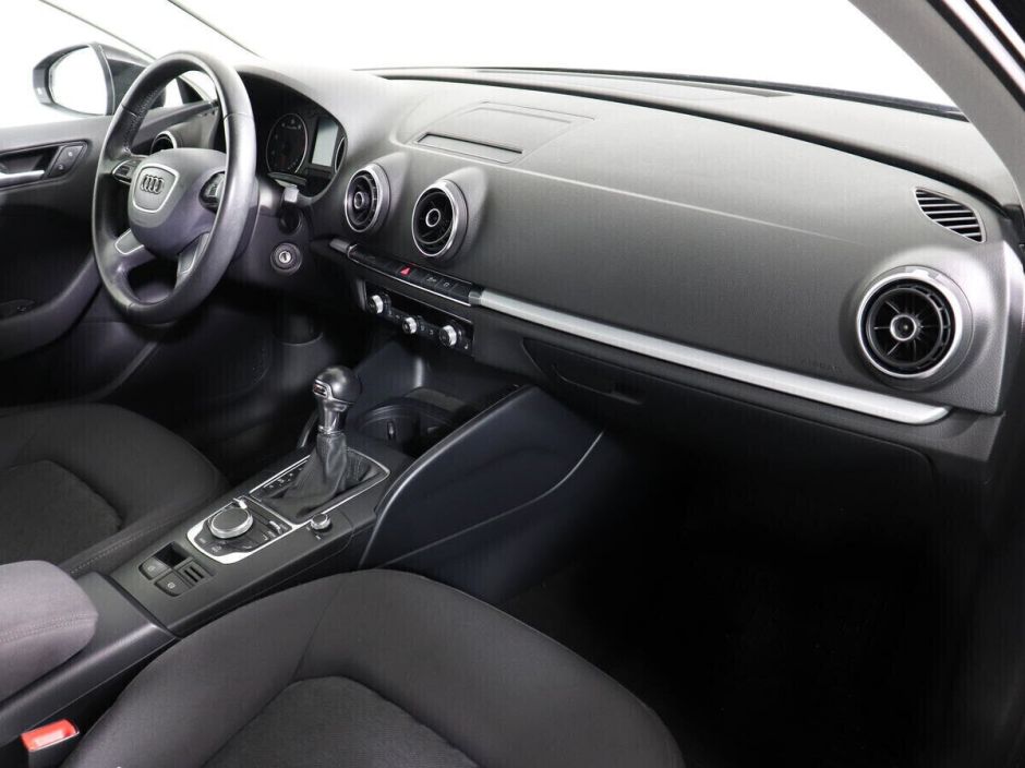 Audi A3, 1.4 л, Робот, 2013 фото 2