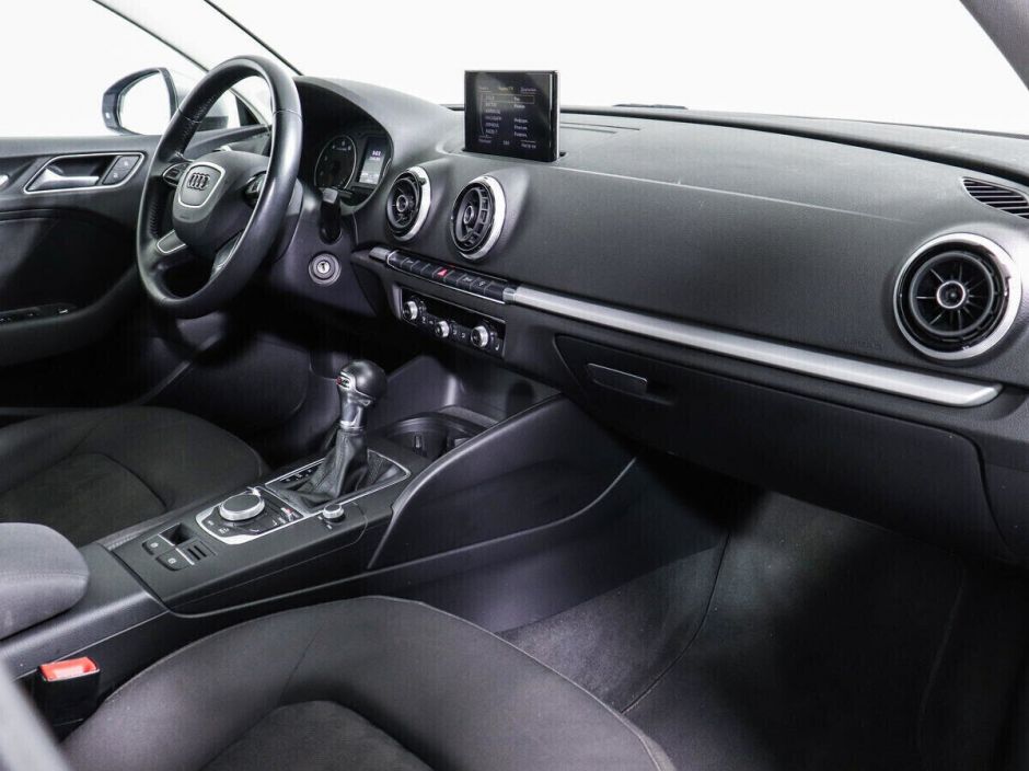 Audi A3, 1.4 л, Робот, 2014 фото 2