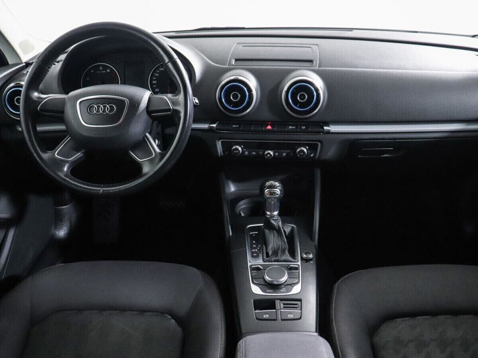 Audi A3, 1.4 л, Робот, 2013 фото 12