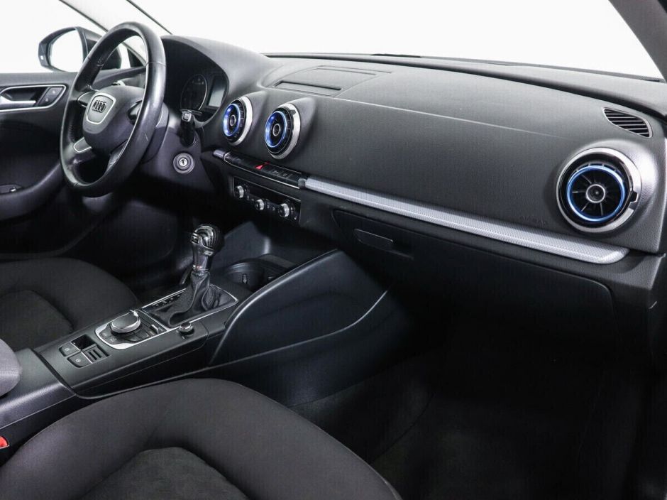 Audi A3, 1.4 л, Робот, 2013 фото 2