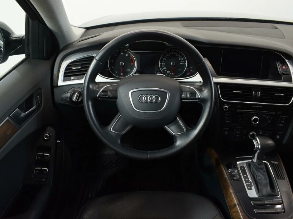 Audi A4, 1.8 л, Вариатор, 2015 фото 9