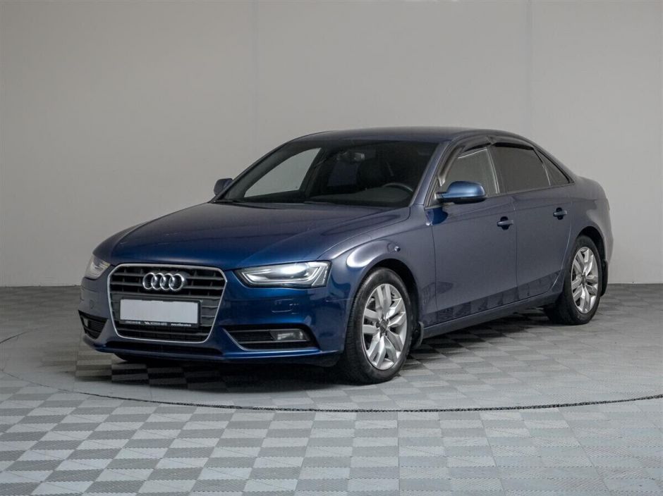 Audi A4, 1.8 л, Вариатор, 2015 фото 3