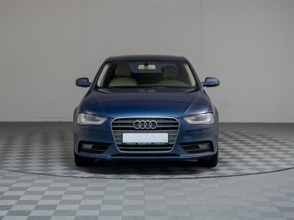 Audi A4, 1.8 л, Вариатор, 2015 фото 3