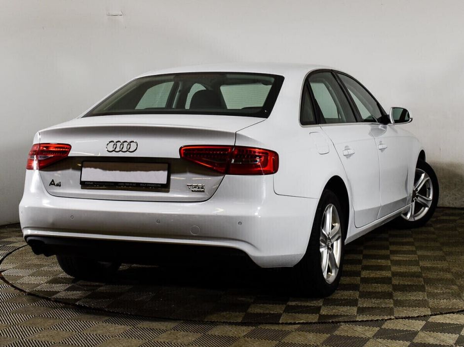 Audi A4, 2.0 л, Робот, 2011 фото 4