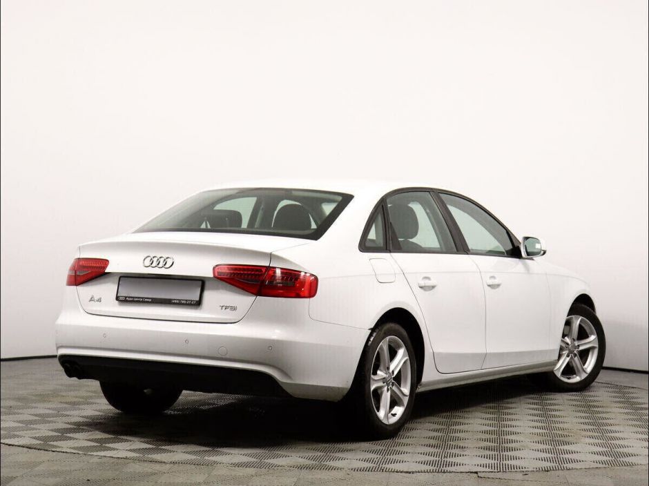 Audi A4, 1.8 л, Вариатор, 2015 фото 4