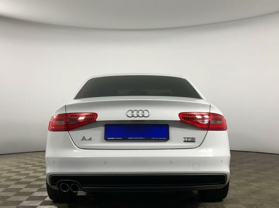 Audi A4, 2.0 л, Робот, 2015 фото 8