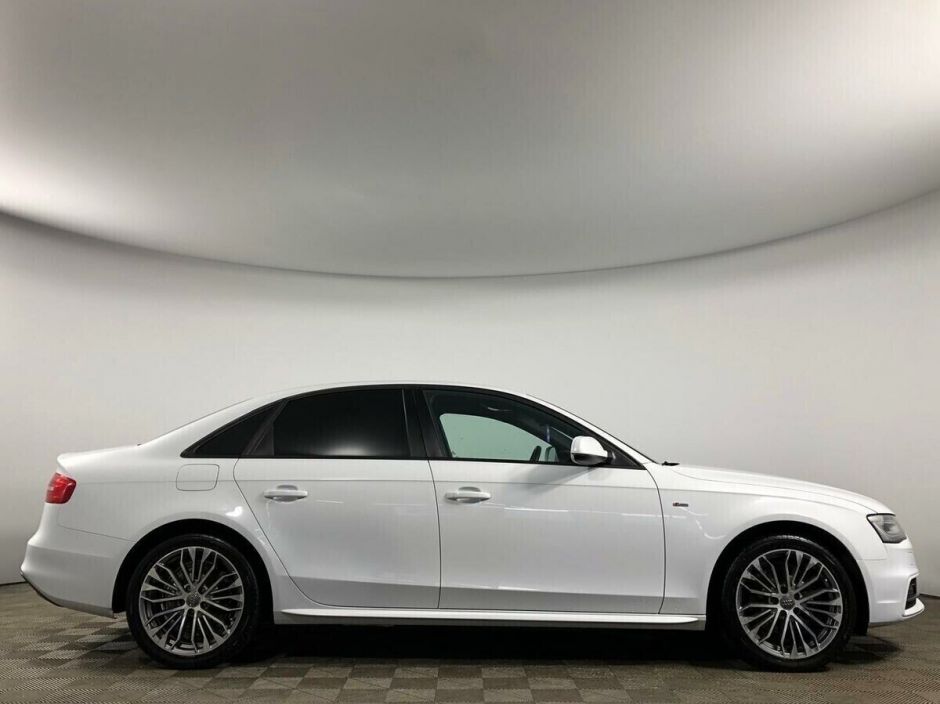 Audi A4, 2.0 л, Робот, 2015 фото 10