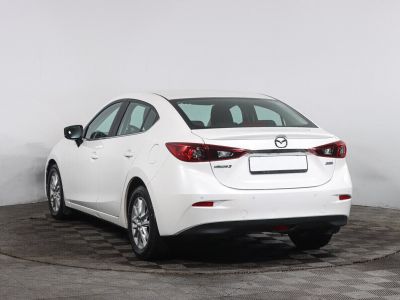 Mazda 3, 1.5 л, АКПП, 2018 фото 6