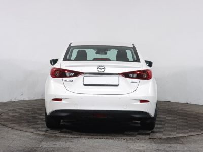 Mazda 3, 1.5 л, АКПП, 2018 фото 8