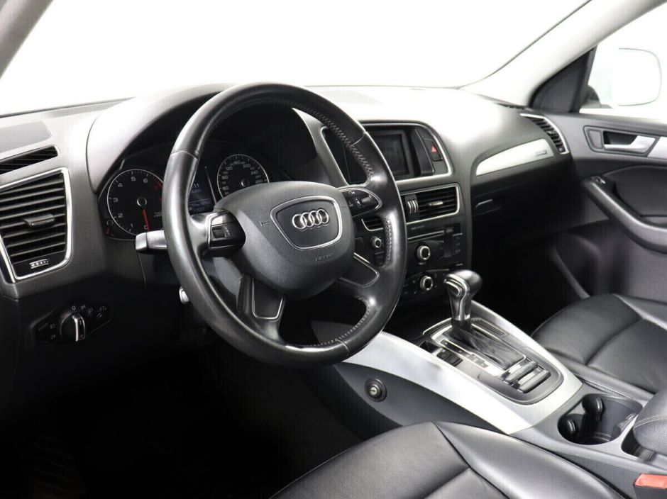 Audi Q5, 2.0 л, АТ, 2012 фото 11