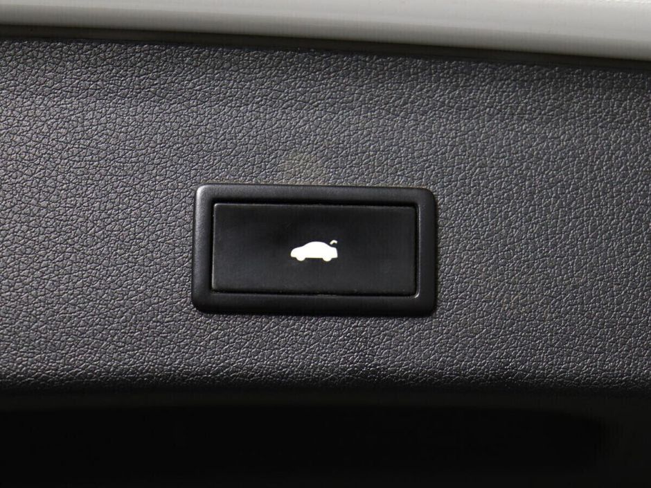 Audi Q5, 2.0 л, АТ, 2012 фото 2