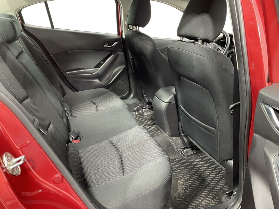 Mazda 3, 1.5 л, АТ, 2018 фото 1