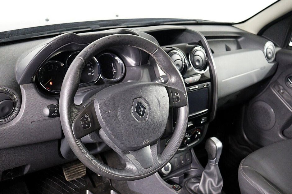 Renault Duster, 2.0 л, АТ, 2018 фото 7