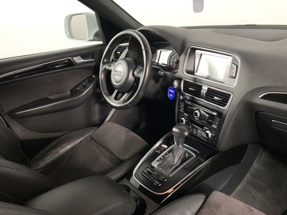 Audi Q5, 2.0 л, АТ, 2013 фото 2