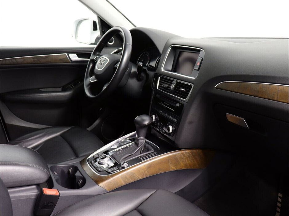 Audi Q5, 2.0 л, АТ, 2014 фото 10