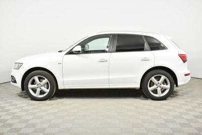 Audi Q5, 2.0 л, РКПП, 2016 фото 9