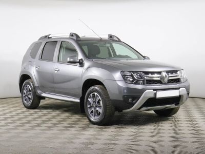 Renault Duster, 2.0 л, МКПП, 2019 фото 4