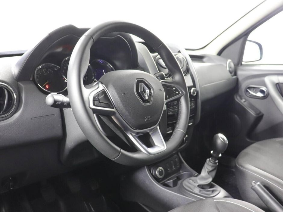 Renault Duster, 2.0 л, МТ, 2019 фото 7