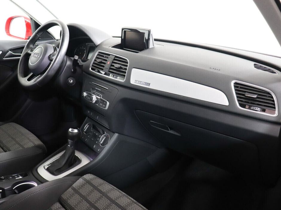 Audi Q3, 2.0 л, Робот, 2016 фото 14