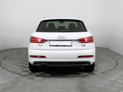 Audi Q3, 2.0 л, РКПП, 2013 фото 7