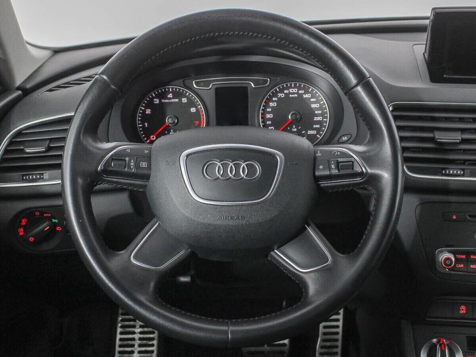 Audi Q3, 2.0 л, Робот, 2013 фото 12