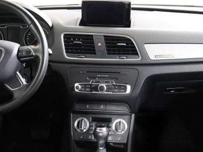 Audi Q3, 2.0 л, РКПП, 2013 фото 12