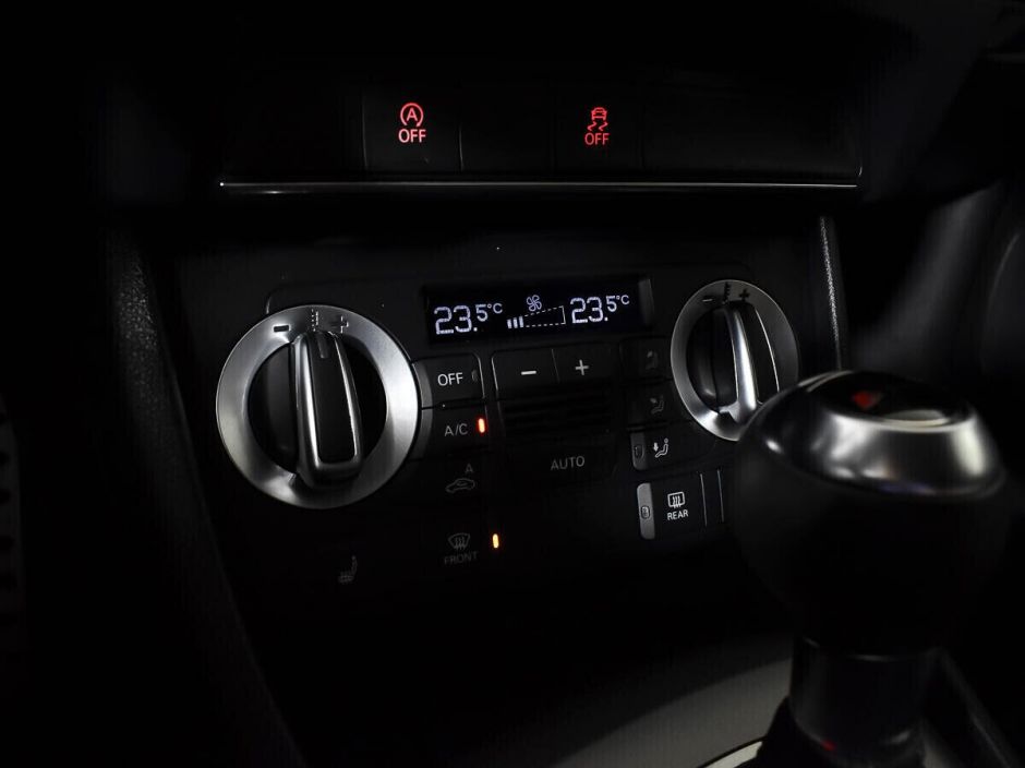 Audi Q3, 2.0 л, Робот, 2014 фото 14