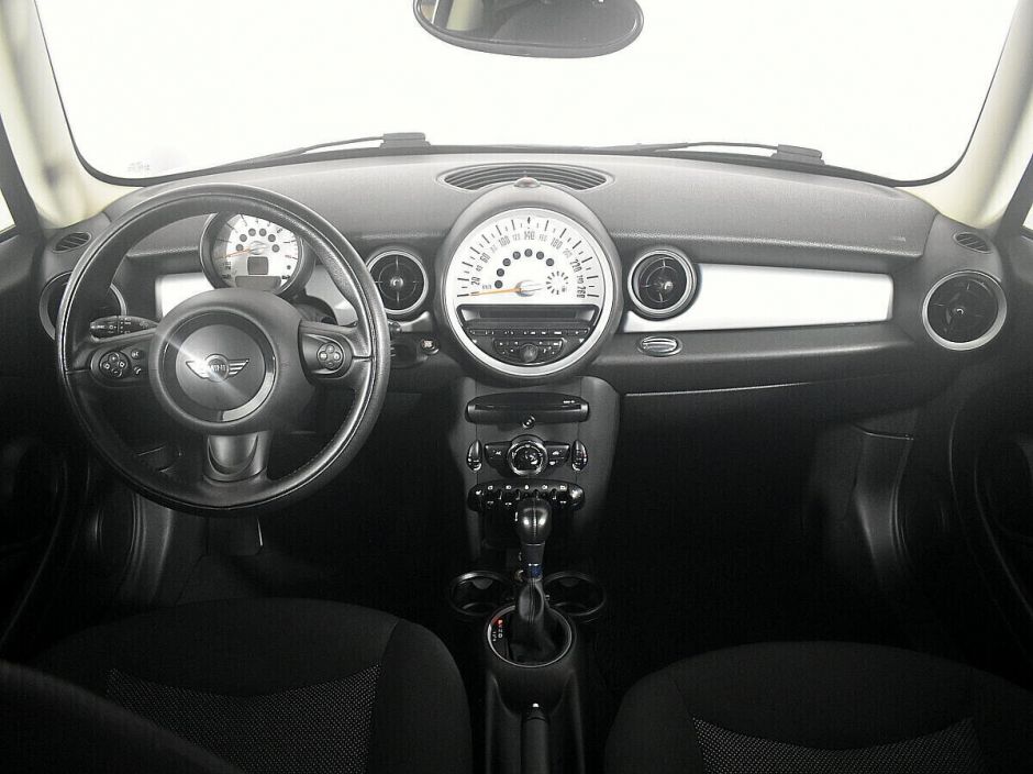 MINI Hatch, 1.6 л, АТ, 2013 фото 10