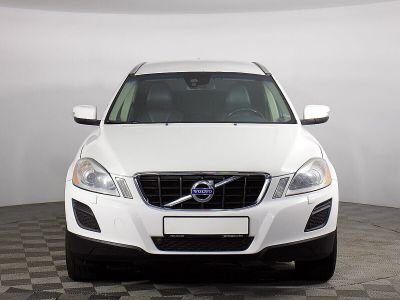 Volvo XC60 Momentum, 2.4 л, АКПП, 2013 фото 4