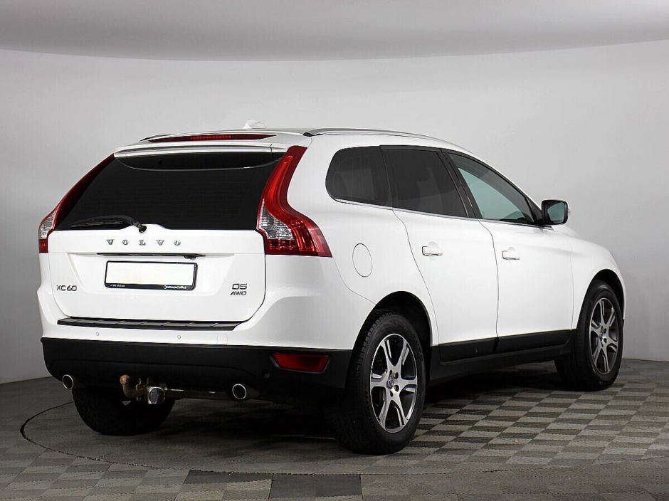 Volvo XC60 Momentum, 2.4 л, АТ, 2013 фото 5