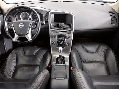 Volvo XC60 Momentum, 2.4 л, АКПП, 2013 фото 10