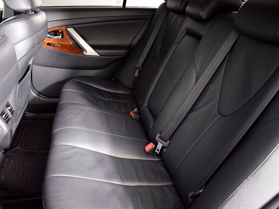 Toyota Camry, 2.4 л, АТ, 2010 фото 1