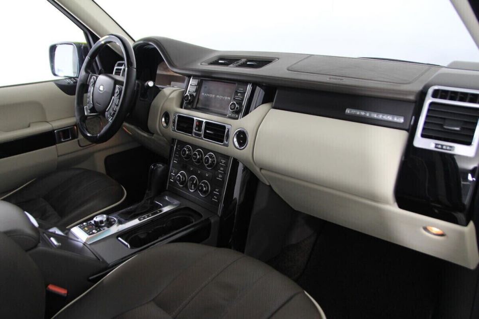 Land Rover Range Rover, 5.0 л, АТ, 2011 фото 2