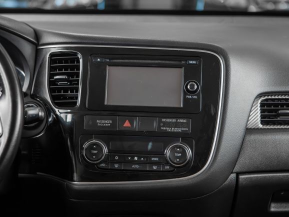 Mitsubishi Outlander, Вариатор, 2012 фото 14