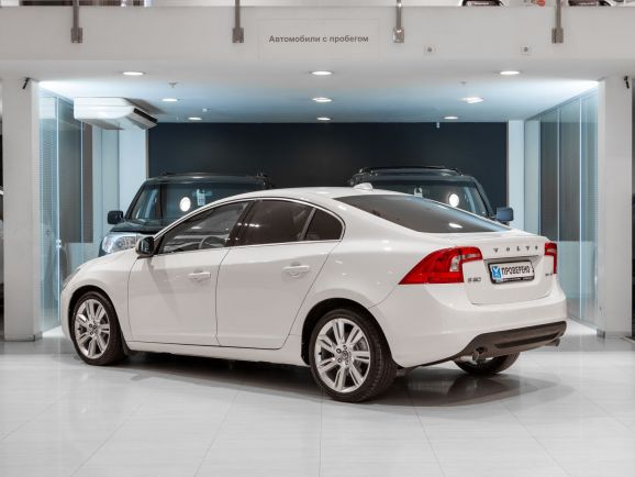 Volvo S60, Робот, 2012 фото 6