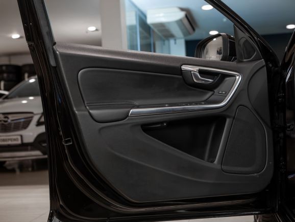 Volvo S60, АТ, 2012 фото 13