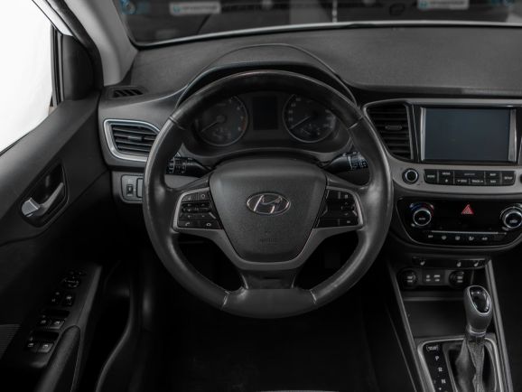 Hyundai Solaris, АТ, 2018 фото 8