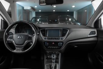 Hyundai Solaris, АКПП, 2018 фото 11