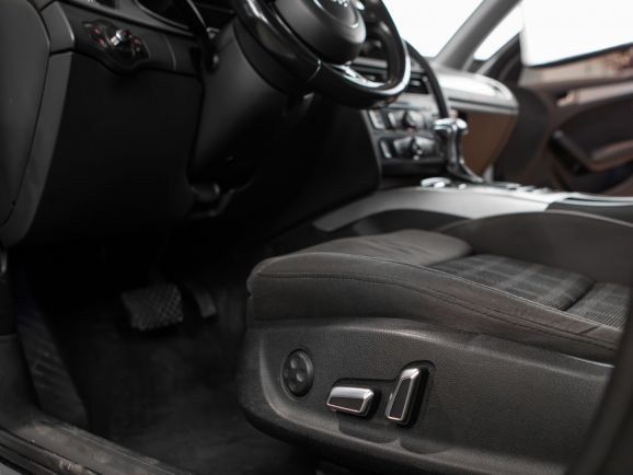 Audi A4, Вариатор, 2012 фото 9