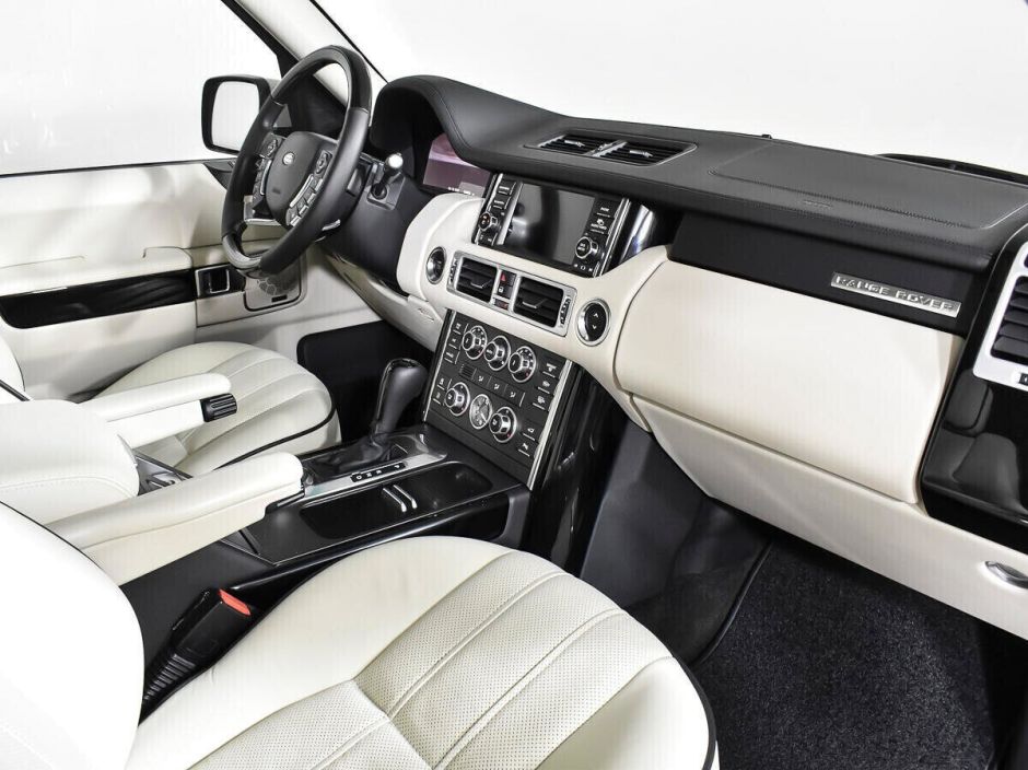 Land Rover Range Rover, 5.0 л, АТ, 2009 фото 2