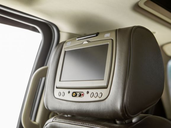 Cadillac Escalade, АТ, 2011 фото 9