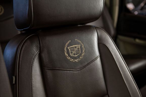 Cadillac Escalade, АТ, 2011 фото 2