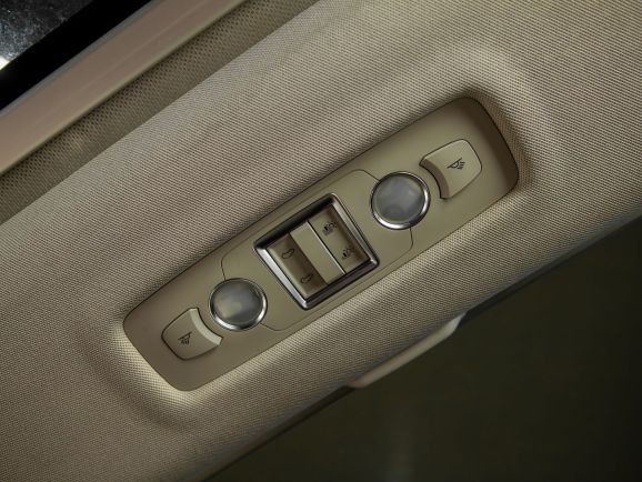 Audi Q7, АТ, 2010 фото 10