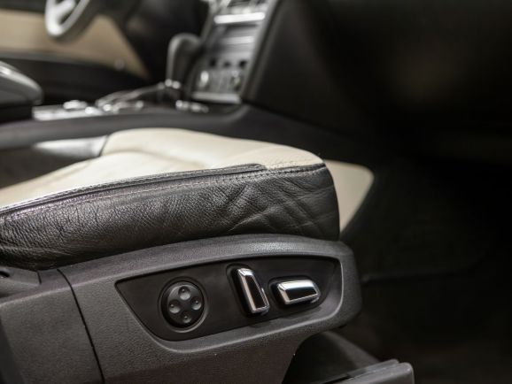 Audi Q7, АТ, 2010 фото 2