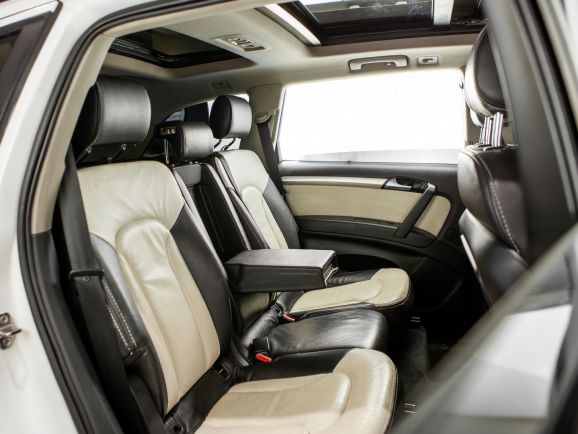 Audi Q7, АТ, 2010 фото 1