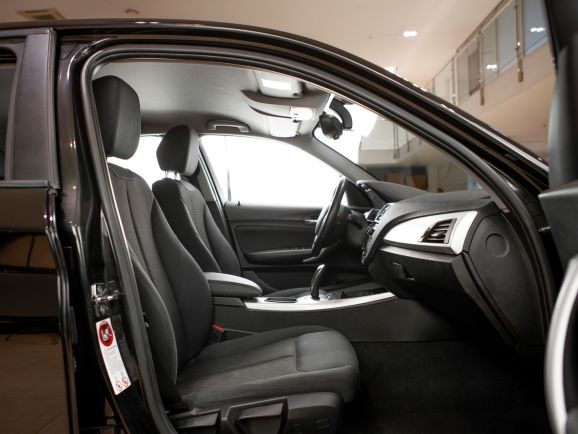 BMW 1 серия, АТ, 2012 фото 13