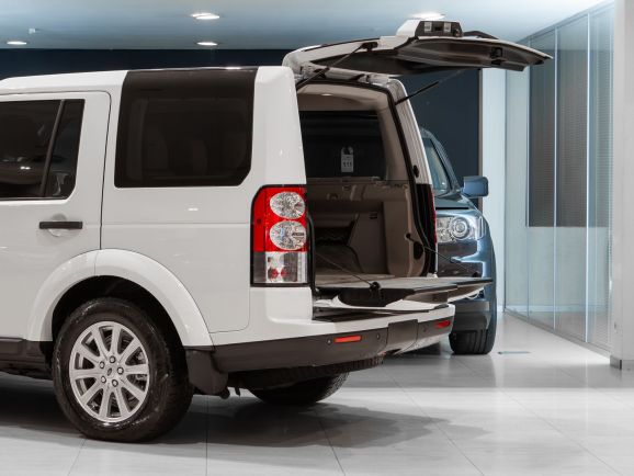 Land Rover Discovery, АТ, 2011 фото 1