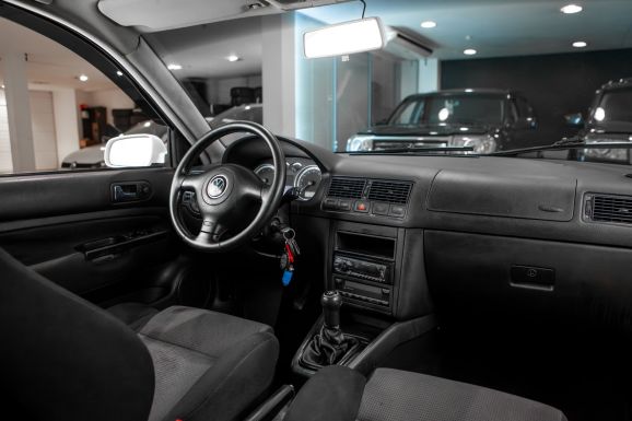 Volkswagen Golf, МТ, 2002 фото 7